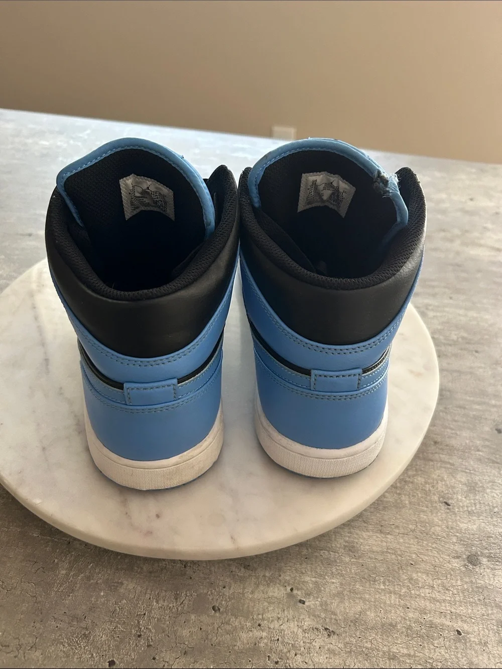 Air Jordan 1 High Retro 'University Blue/Black' - Men's Sneakers M-11
